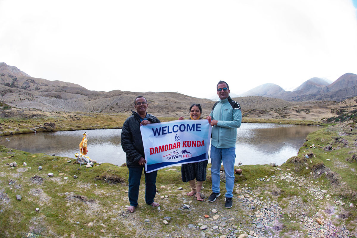 Damodar Kunda Helicopter Tour